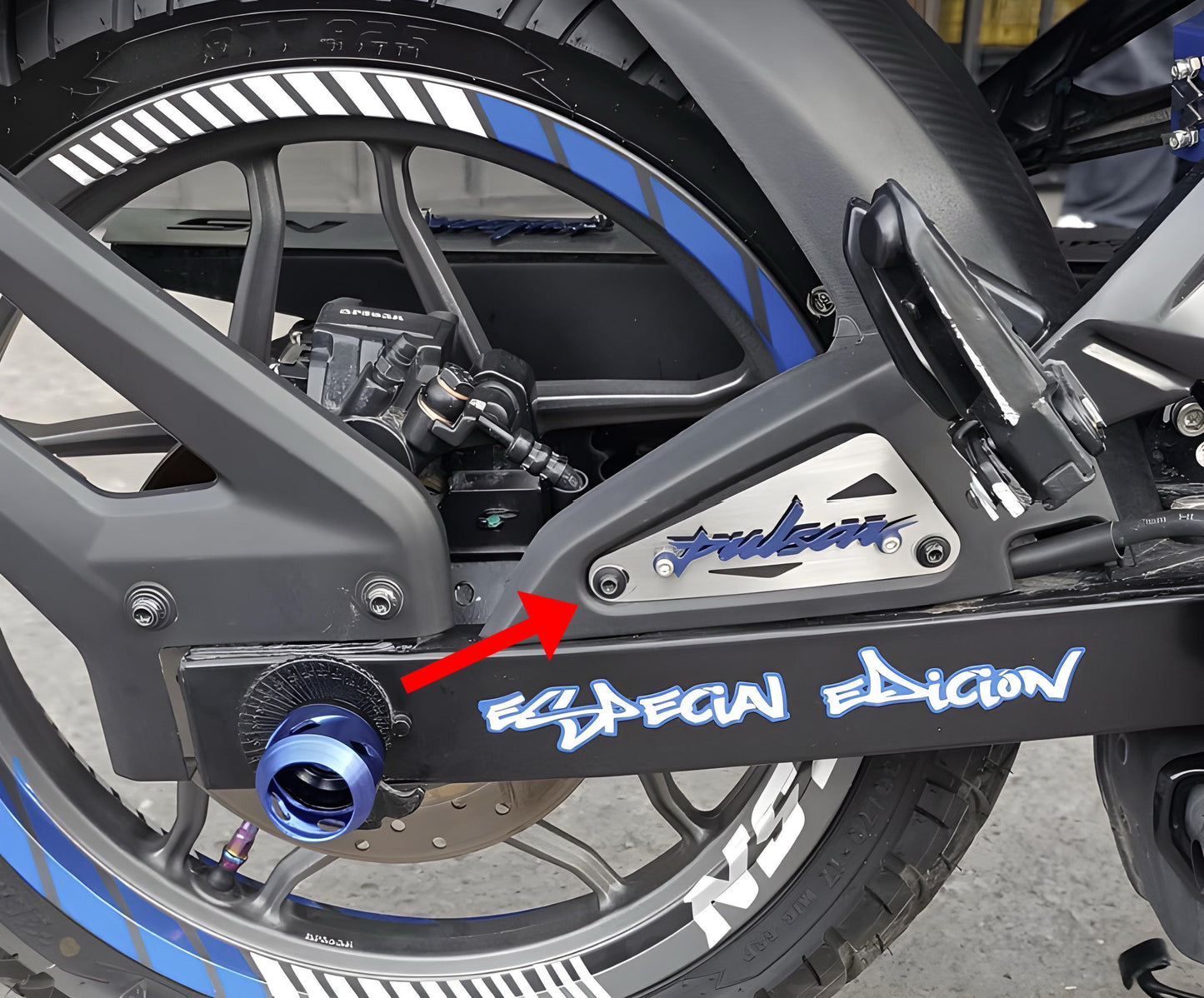 COLR052NECR - LUJO LATERAL LODERA NS200