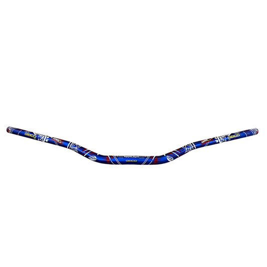 MANU010AZL - TIMON GEICO TATUADO CON CLANES